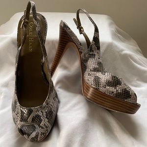 COLE HAAN Nike Air Snakeskin Python Print Slingback Peep Toe Heels Size 8